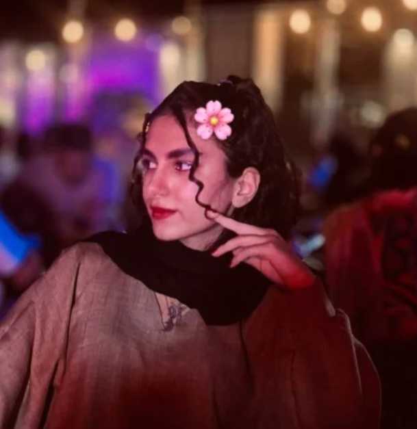 اکستنشن مژه مائده