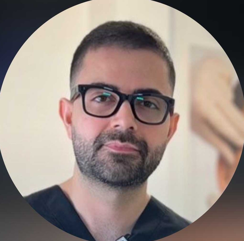 دکتر آرمان منصوری پزشک زیبایی